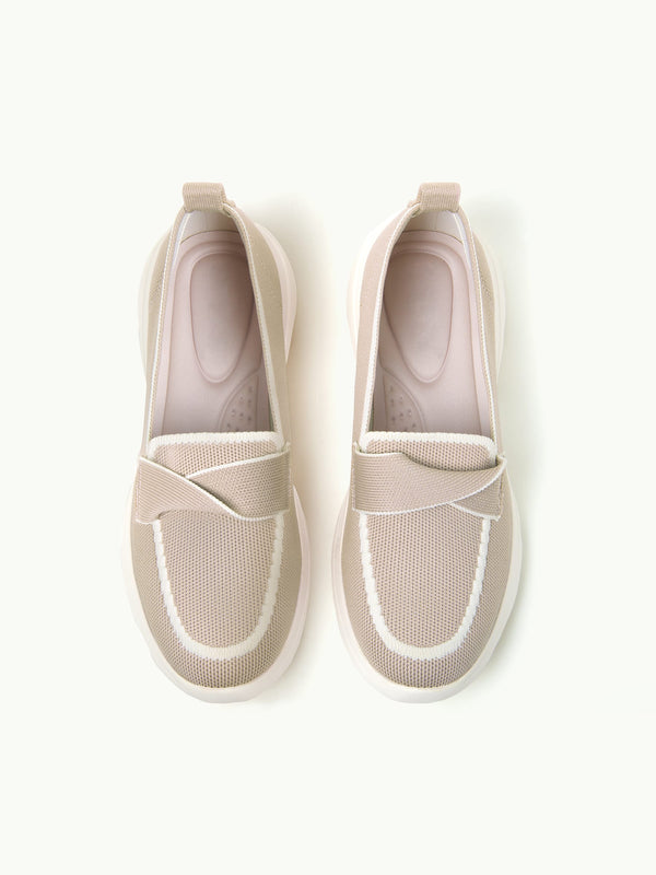 Round-toe Cross Strape Lug Loafers